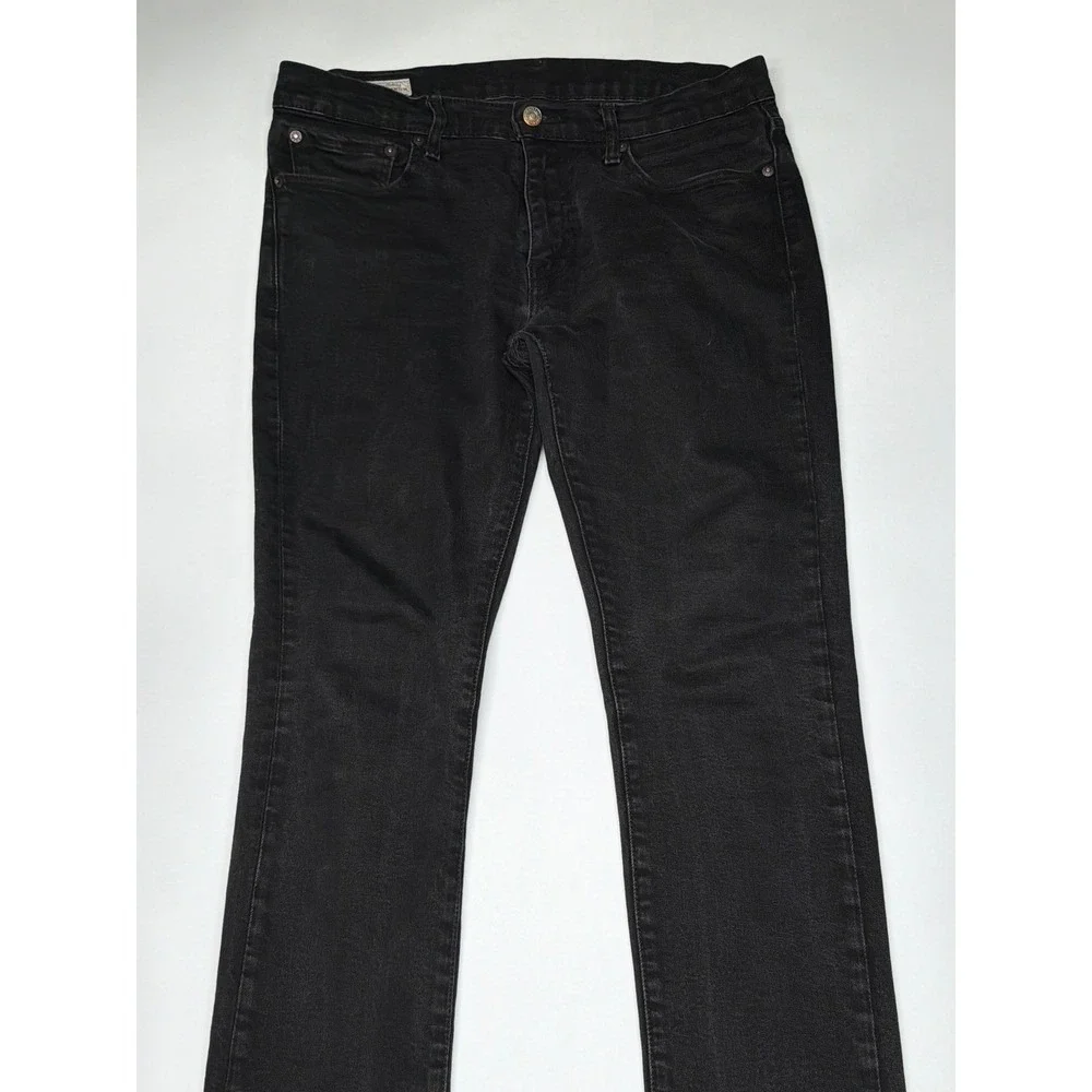 Levi's Premium Mens Black Distressed Straight Fit‎ Jeans Size 32x30 Pride Patch